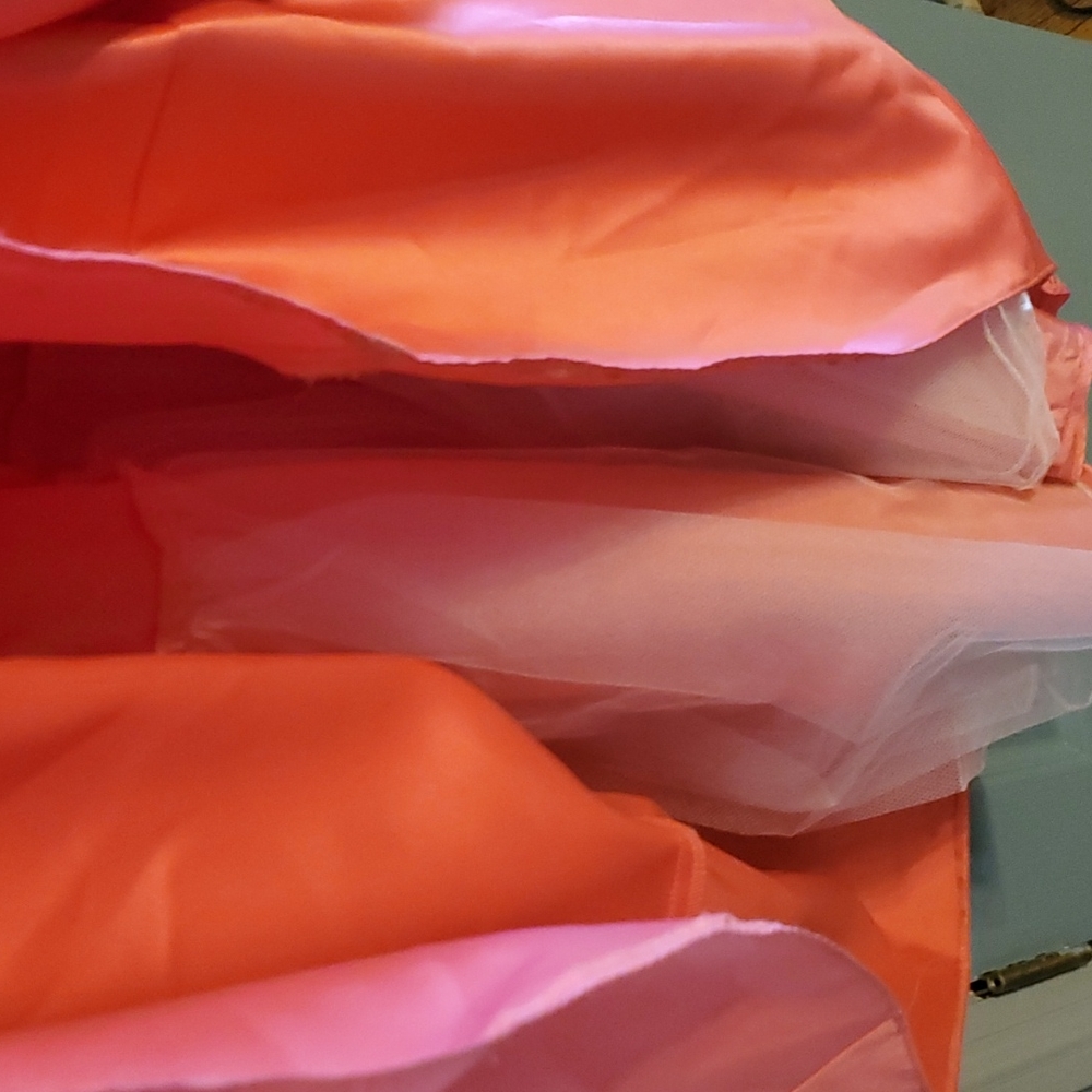 Dress - Picture 3 of 6